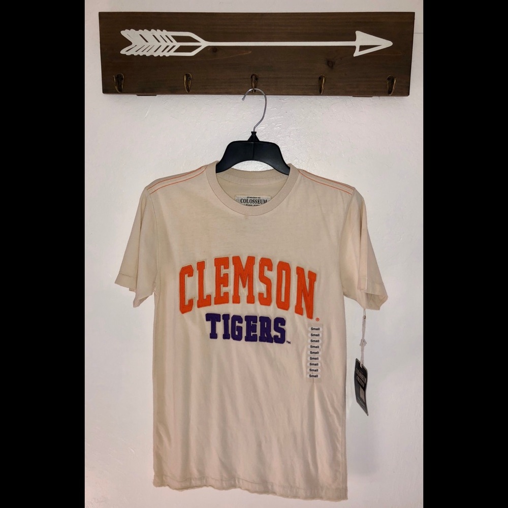 Clemson Tigers T-shirt never worn